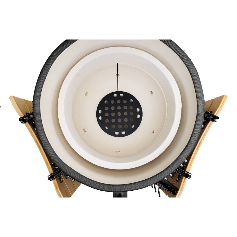 Thick ceramic firebox on the Maxi 21"