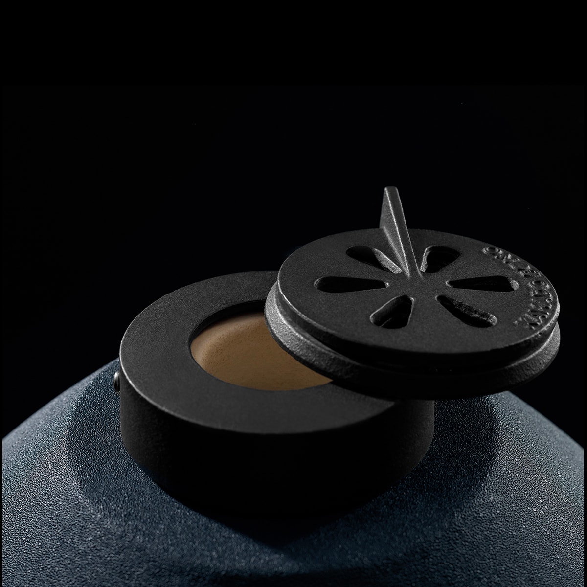 Evo Minimo Navy Matt 5 Kamado Bono EVO Minimo Navy Blue Matte heat deflectors